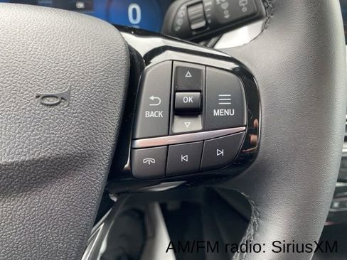 Used 2023 Ford Escape Platinum image 17