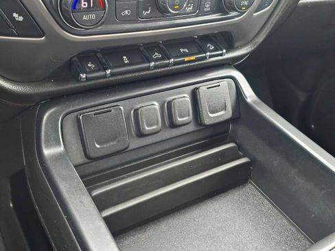 Used 2017 GMC Sierra 1500 SLT image 28