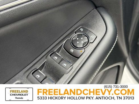 Used 2022 Ford Edge ST image 21