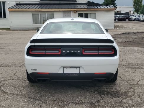 Used 2023 Dodge Challenger SRT Hellcat RWD image 5