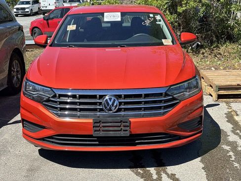 Used 2021 Volkswagen Jetta S image 2