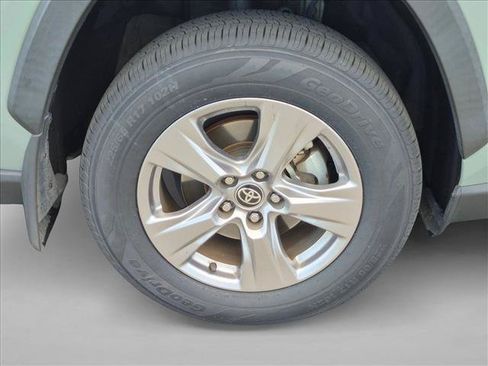 Used 2023 Toyota RAV4 XLE FWD image 19