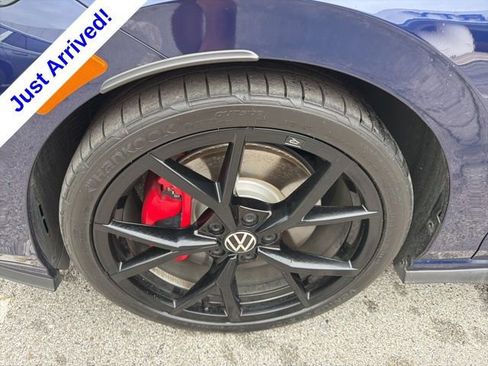 Used 2024 Volkswagen GTI SE w/ SE Leather Seats Package FWD image 11