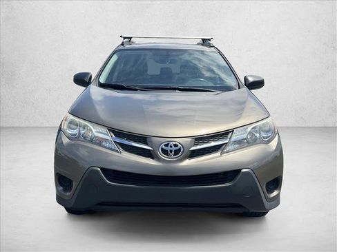 Used 2015 Toyota RAV4 LE FWD image 2