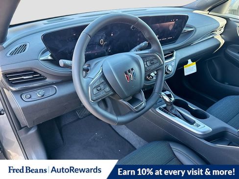 New 2026 Buick Envista Preferred w/ Convenience I Package FWD image 9