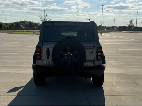 Used 2024 Ford Bronco Black Diamond AWD/4WD image 5