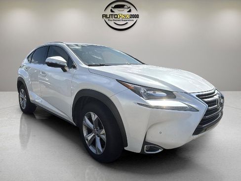 Used 2017 Lexus NX 200t 200t image 2