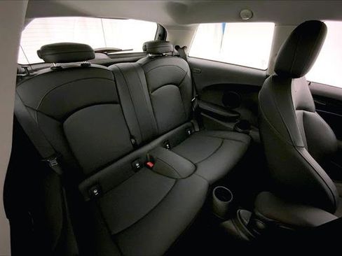 Used 2022 MINI Cooper SE image 15