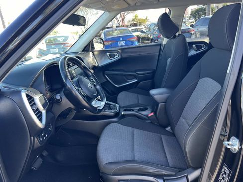 Used 2021 Kia Soul GT-Line image 19