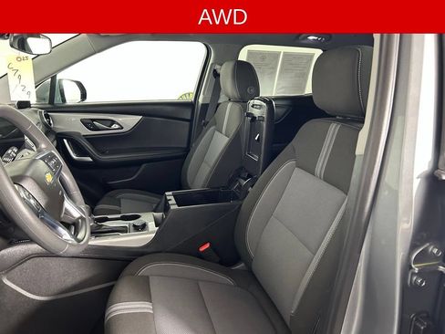 Used 2025 Chevrolet Blazer LT AWD/4WD image 11