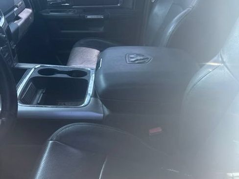 Used 2017 RAM 2500 Laramie w/ Sport Appearance Group AWD/4WD image 18