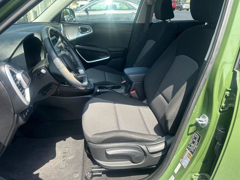 Used 2020 Kia Soul X-Line FWD image 10