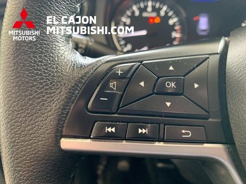 Used 2020 Nissan Rogue SV image 19