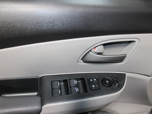 Used 2012 Honda Odyssey EX-L image 9