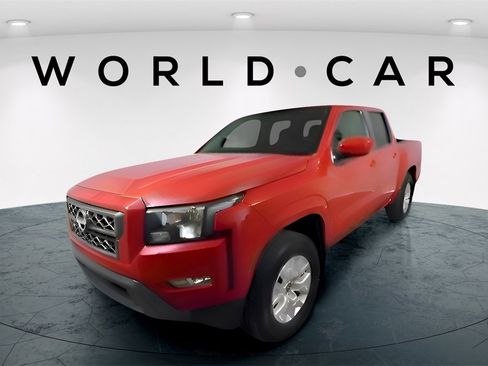 Used 2024 Nissan Frontier SV w/ SV Convenience Package image 3