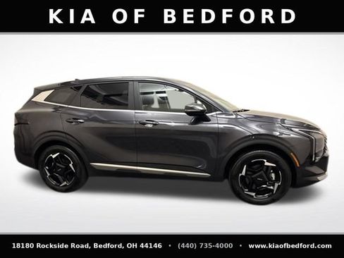Used 2026 Kia Sportage EX FWD image 4