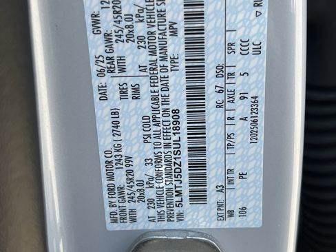 New 2025 Lincoln Corsair Grand Touring w/ Jet Appearance Package image 32