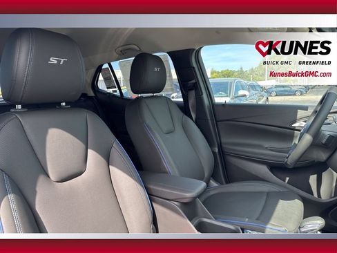New 2026 Buick Encore GX Sport Touring w/ Comfort Package AWD/4WD image 57