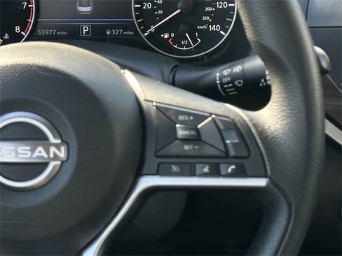 Used 2024 Nissan Altima 2.5 SV image 13