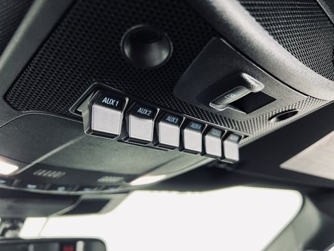 Used 2022 Ford F350 Lariat w/ Chrome Package image 30