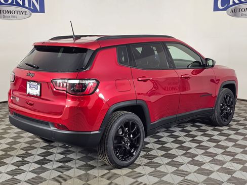 New 2026 Jeep Compass Latitude image 5