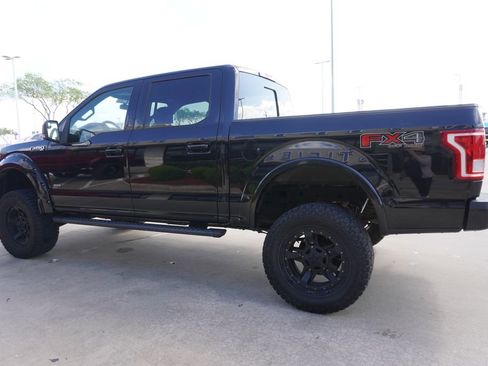 Used 2016 Ford F150 XLT w/ Equipment Group 302A Luxury image 4