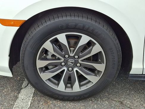 Used 2023 Honda Odyssey EX-L image 29