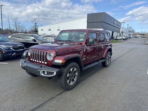 Used 2021 Jeep Wrangler Unlimited Sahara image 3