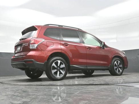 Used 2017 Subaru Forester 2.5i Premium w/ All-Weather Package AWD/4WD image 22