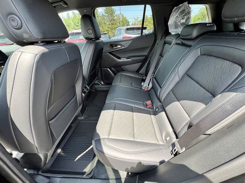 New 2027 Chevrolet Equinox LT w/ Convenience Package II AWD/4WD image 16