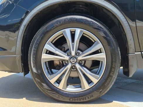 Used 2017 Nissan Rogue SL w/ SL Premium Package AWD/4WD image 23