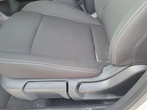 Used 2024 Nissan Rogue S image 9