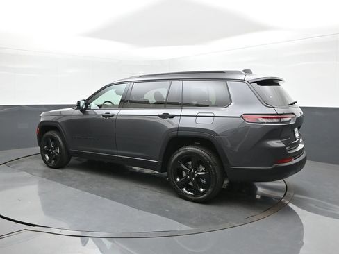 New 2025 Jeep Grand Cherokee L Altitude image 5