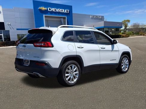 Used 2016 Jeep Cherokee Limited AWD/4WD image 25