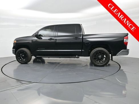 Used 2018 Toyota Tundra SR5 image 9