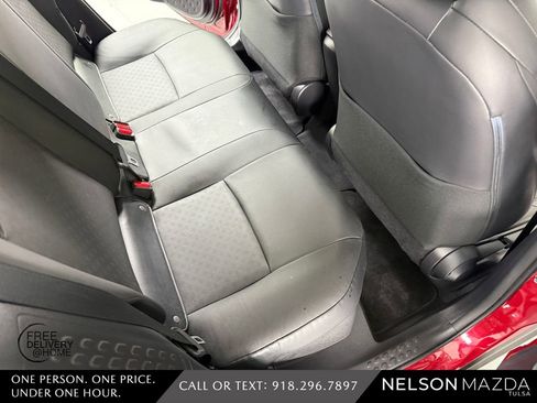 Used 2019 Toyota C-HR Limited FWD image 42