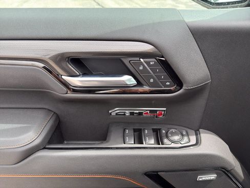 New 2026 GMC Sierra 1500 AT4 w/ AT4 Premium Package AWD/4WD image 17