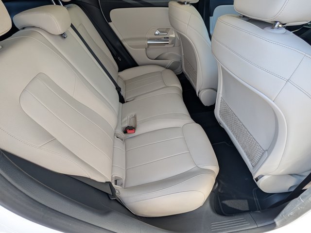 Used 2021 Mercedes-Benz GLA 250 4MATIC w/ Premium Package image 14