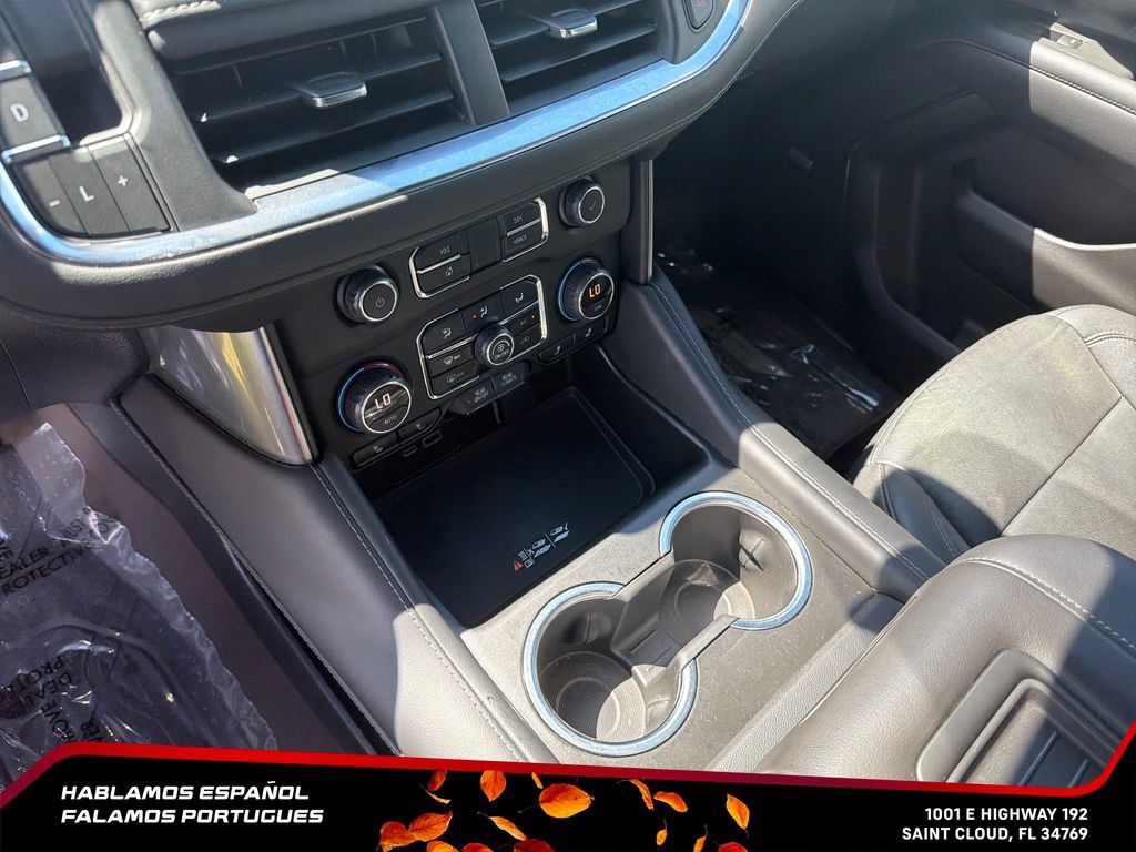Used 2022 Chevrolet Tahoe Z71 w/ Z71 Off-Road Package AWD/4WD image 23