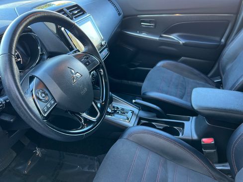 Used 2024 Mitsubishi Outlander Sport SE image 10