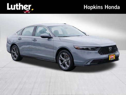 New 2026 Honda Accord EX-L image 1
