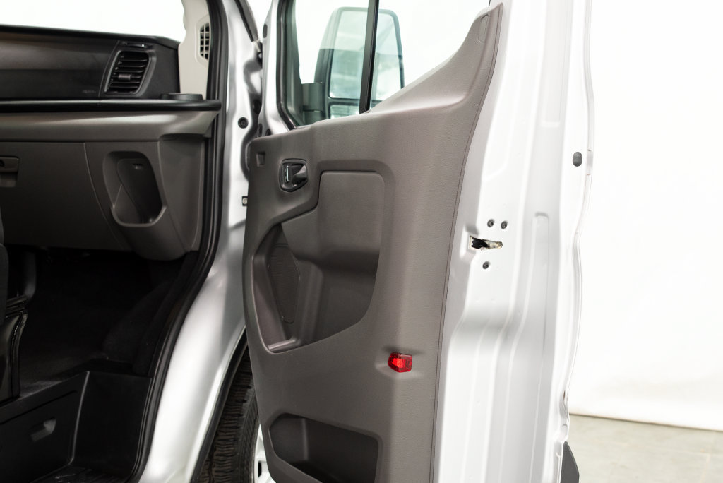 Used 2025 Ford Transit 350 XLT RWD image 13