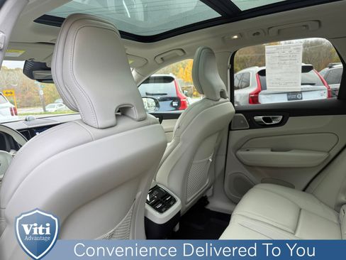 Certified 2023 Volvo XC60 B5 Ultimate image 21