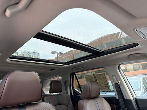 Used 2023 Honda Pilot Elite image 14