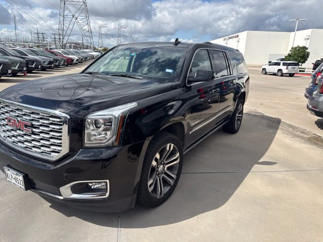 Used 2018 GMC Yukon XL Denali w/ Denali Ultimate Package RWD image 2