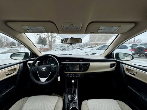 Used 2016 Toyota Corolla LE image 11