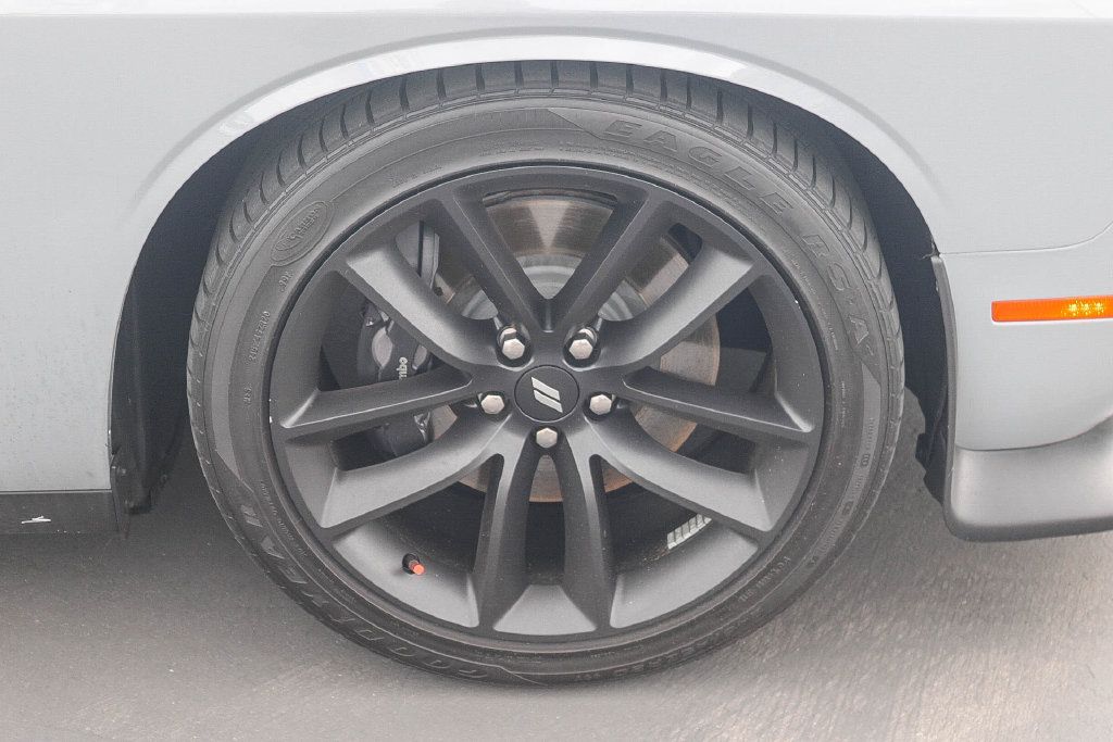 Used 2021 Dodge Challenger GT w/ Performance Handling Group RWD image 10