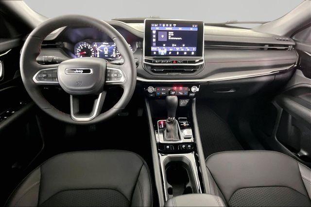 New 2026 Jeep Compass Trailhawk AWD/4WD image 6