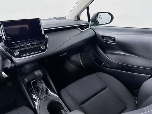 Certified 2024 Toyota Corolla LE FWD image 21