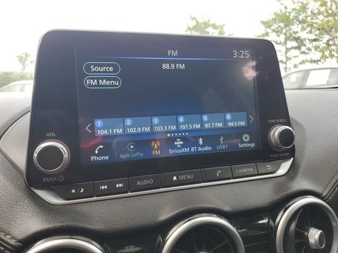 Used 2024 Nissan Sentra SV FWD image 29